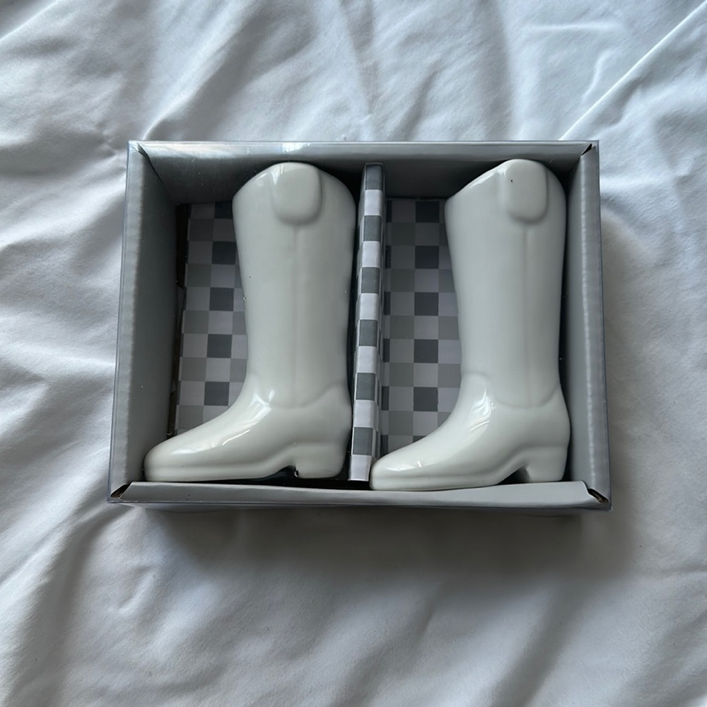 Dolly Parton Boots Salt and Pepper Shakers